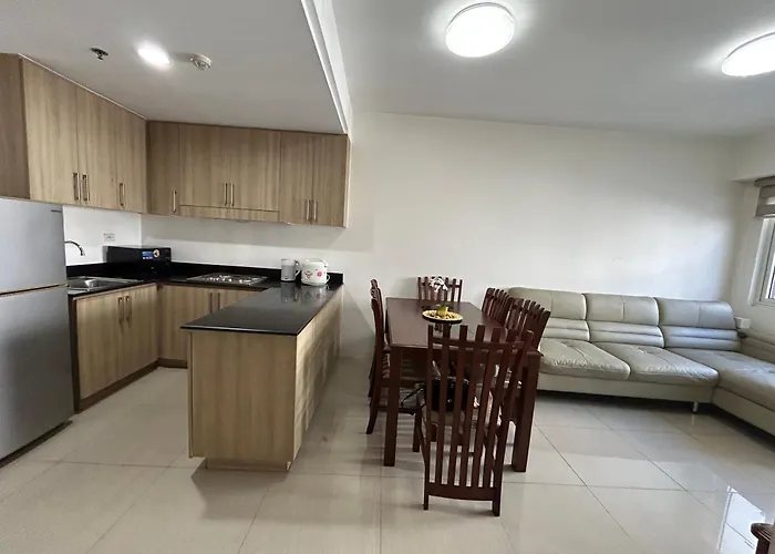 Shore Residences Walking Distance To Mall Of And Near Airport